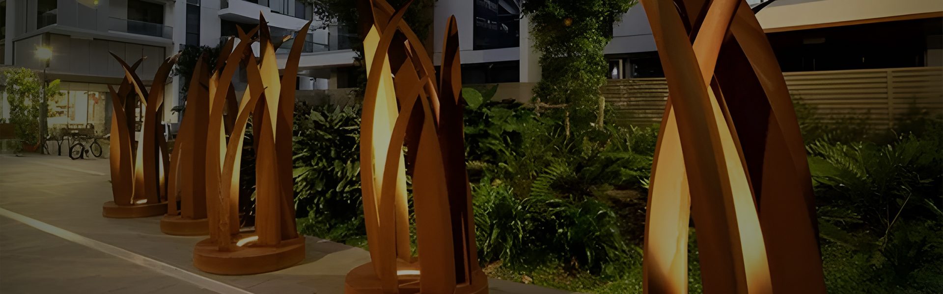 sculpture corten